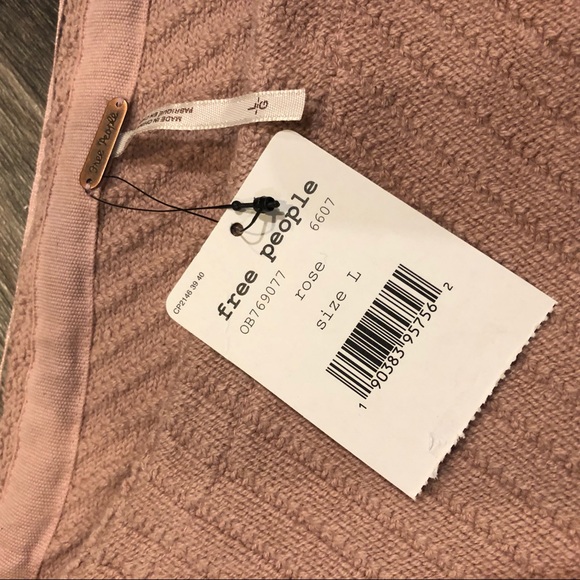 NWT Free People I Can’t Wait Dusty Rose Cropped Oversized Sweater - Picture 5 of 7